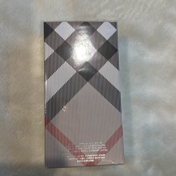 Burberry Brit For Her (100 ml) Brand New & Sealed - Picture 4 of 4